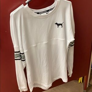 Will bundle pink bag for 8$